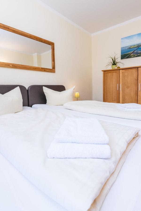 Skerra Apartments "Am Fitness-Studio" Fehmarn Bagian luar foto